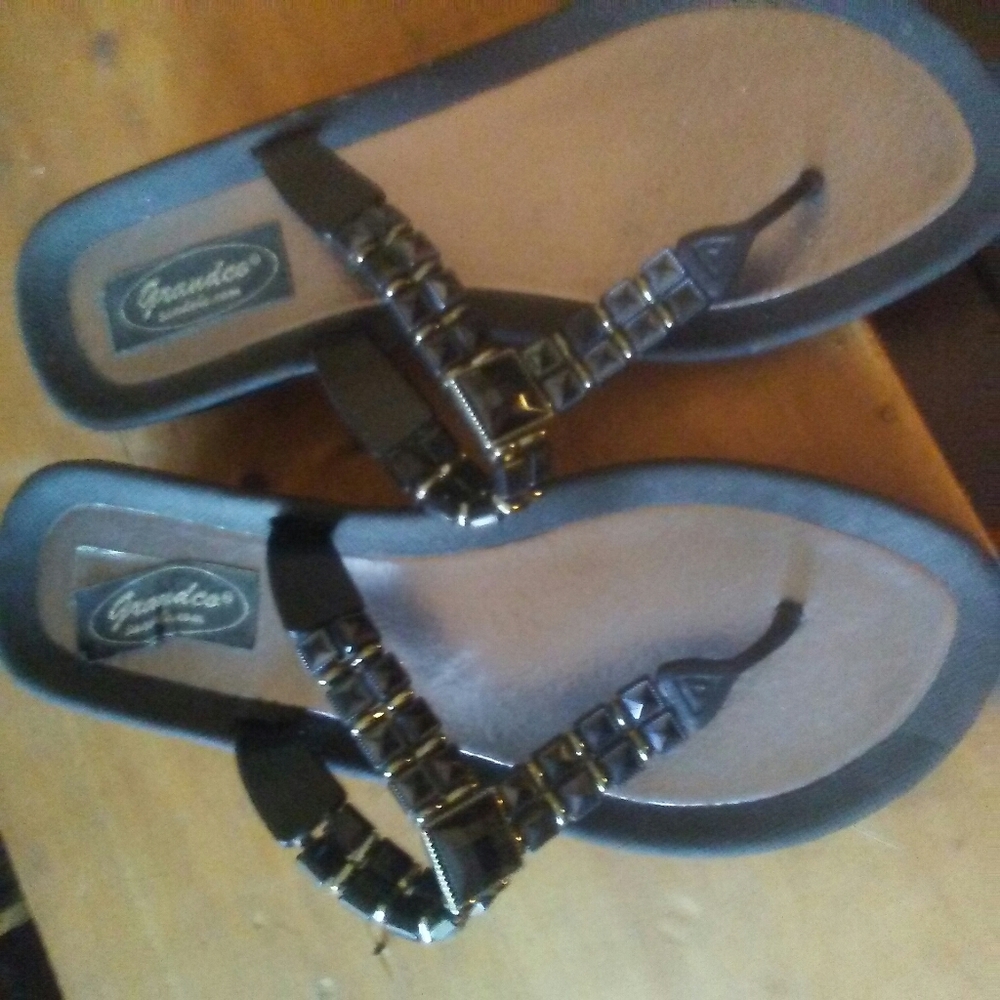 Sandals - Picture 2 of 2